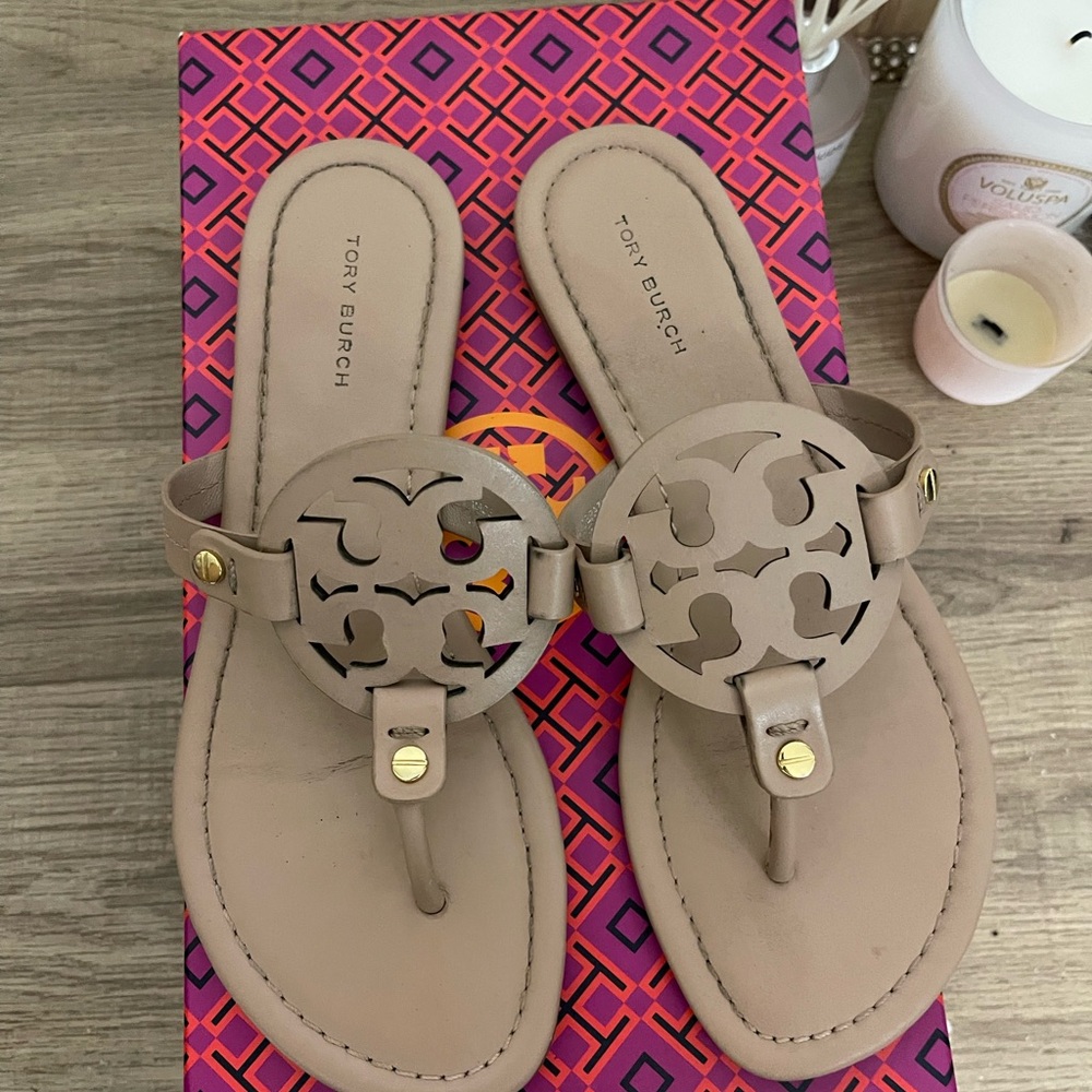 Tory Burch miller thongs Sandals - Picture 2 of 8
